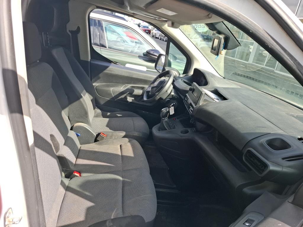 Peugeot PARTNER FOURGON STANDARD 650 KG BLUEHDI 100 BVM5 PREMIUM 2019
