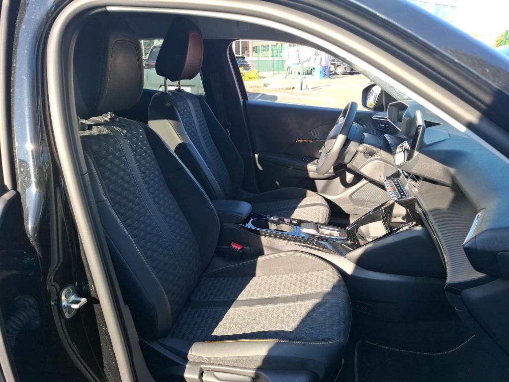 Peugeot 2008 Electrique 136 ch Roadtrip 2023