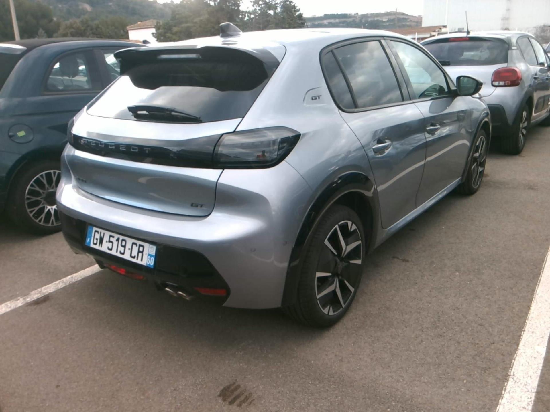 Peugeot 208 Hybrid 136 e-DCS6 GT 2024