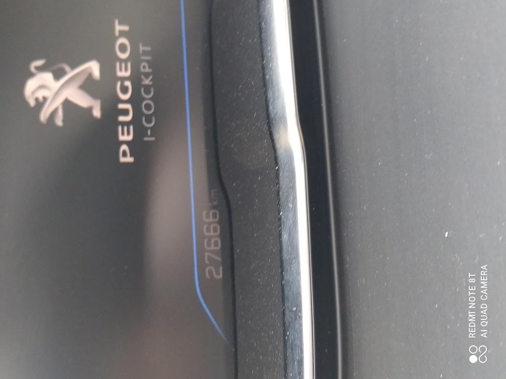 Foto Peugeot 3008 Hybrid 3