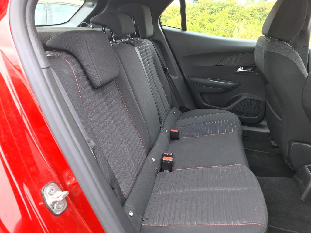 Peugeot 2008 PureTech 130 S&S BVM6 Active Business 2021