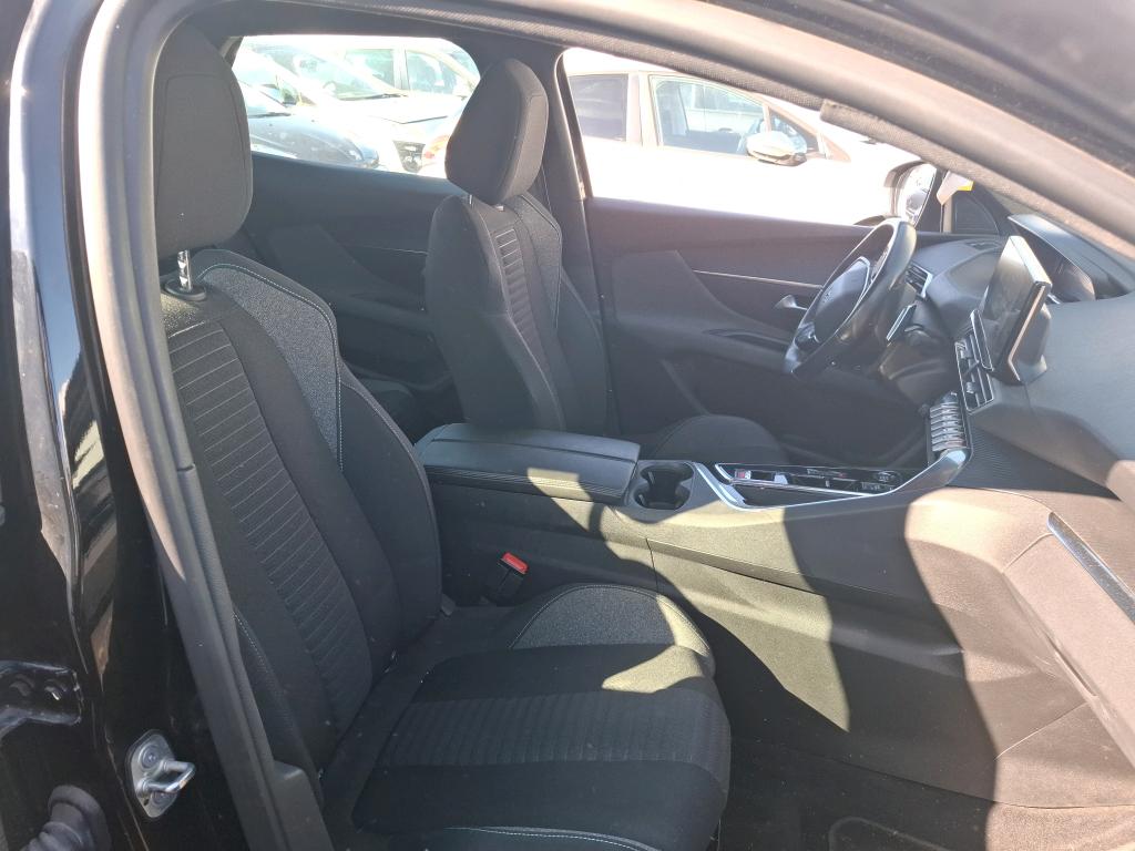 Peugeot 3008 PureTech 130ch S&S EAT8 Active Pack 2023