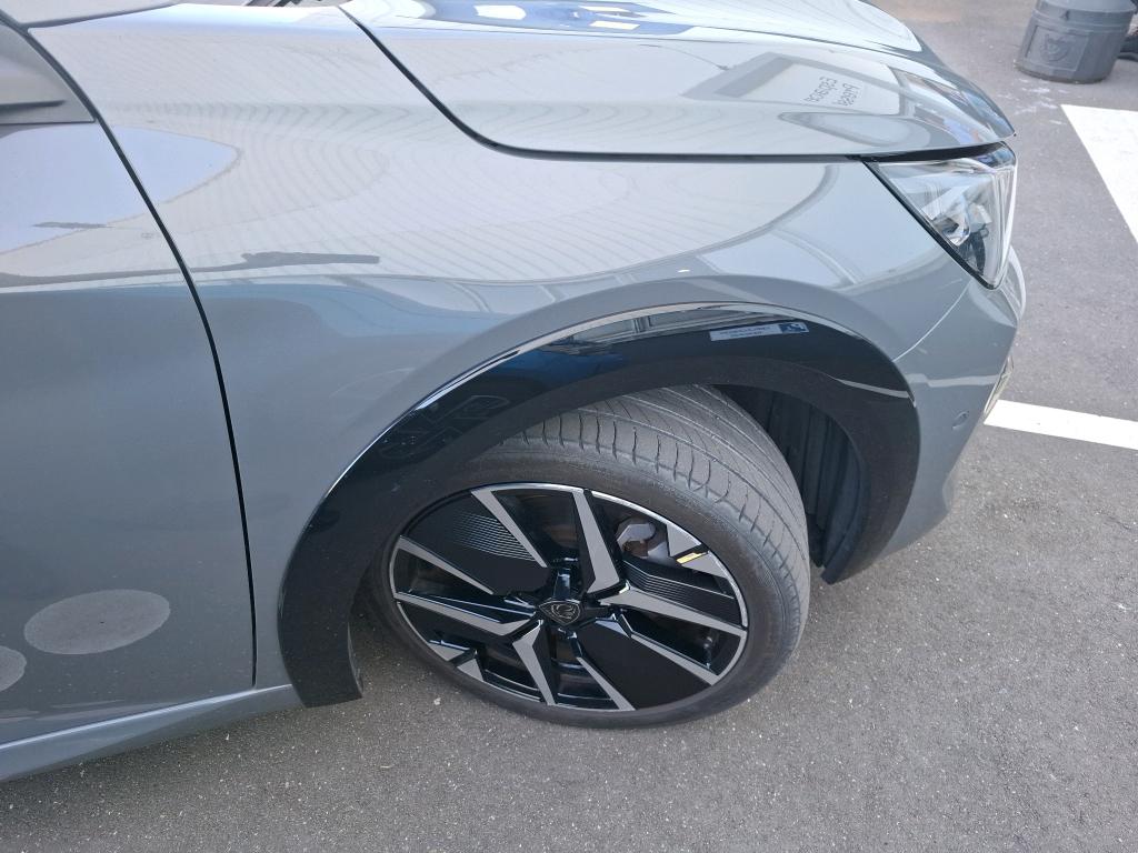 Peugeot 208 Hybrid 110 e-DCS6 GT 2025