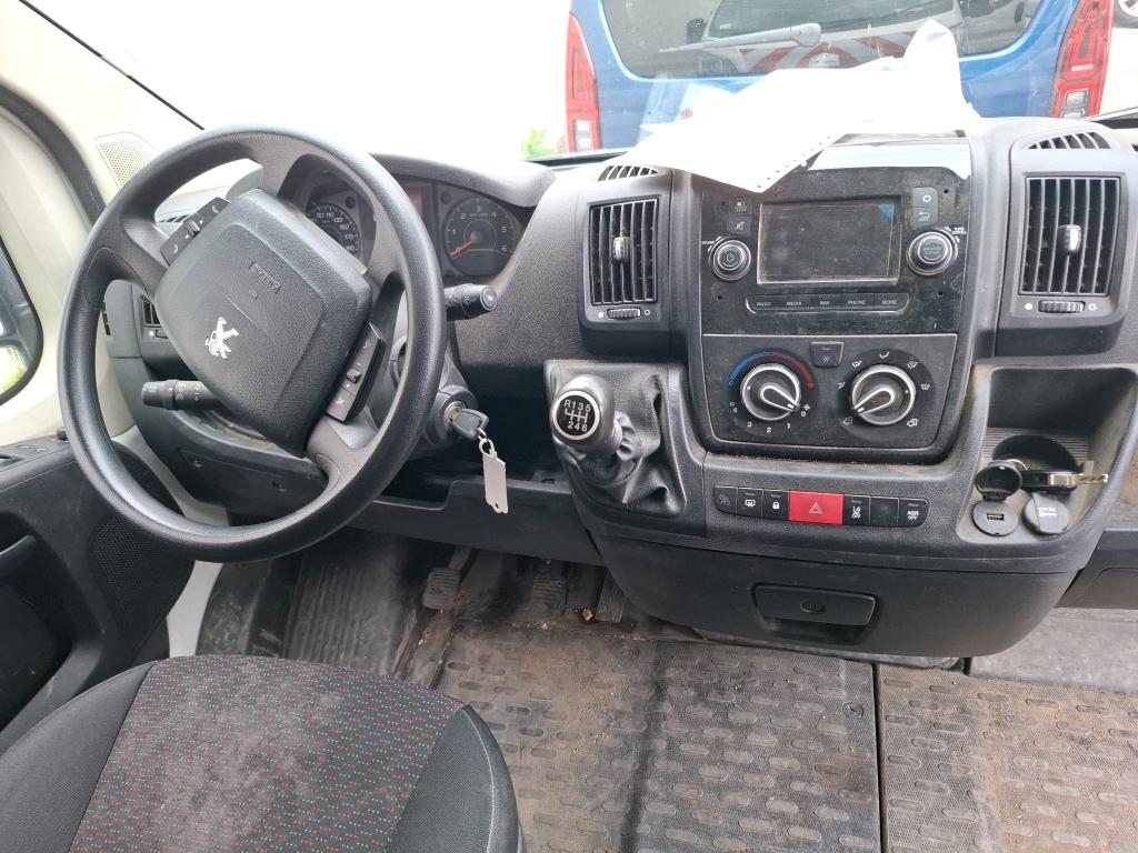 Peugeot BOXER TOLE 335 L3H2 BLUEHDI 140 S&S ASPHALT 2021