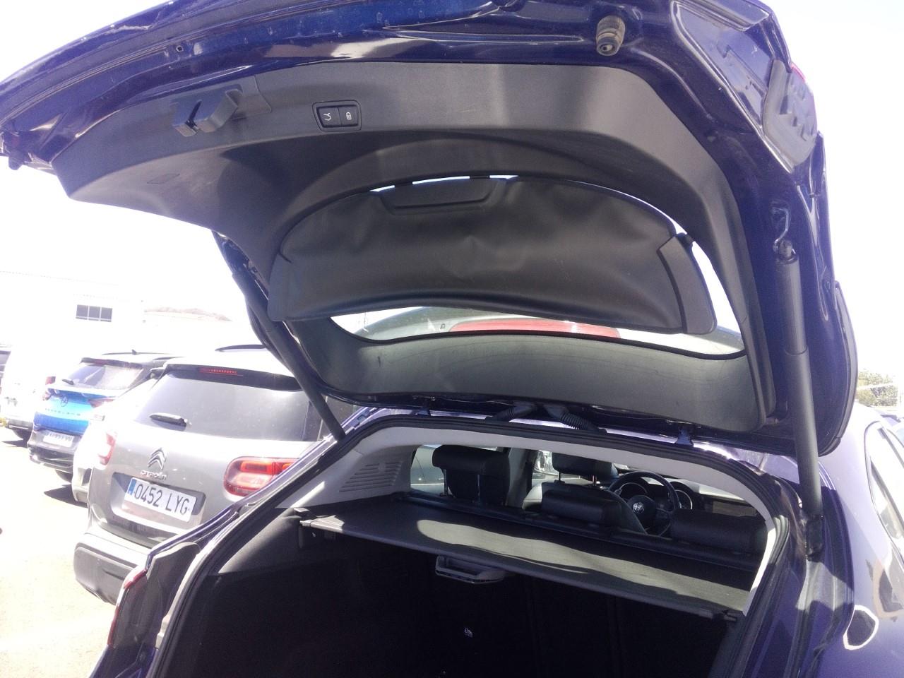 Foto Alfa Romeo Stelvio 9