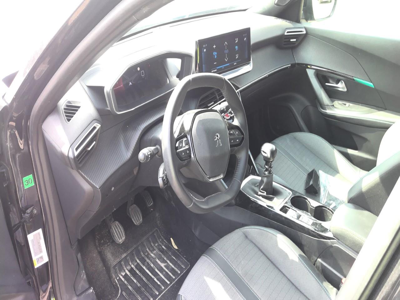 Foto Peugeot 2008 3