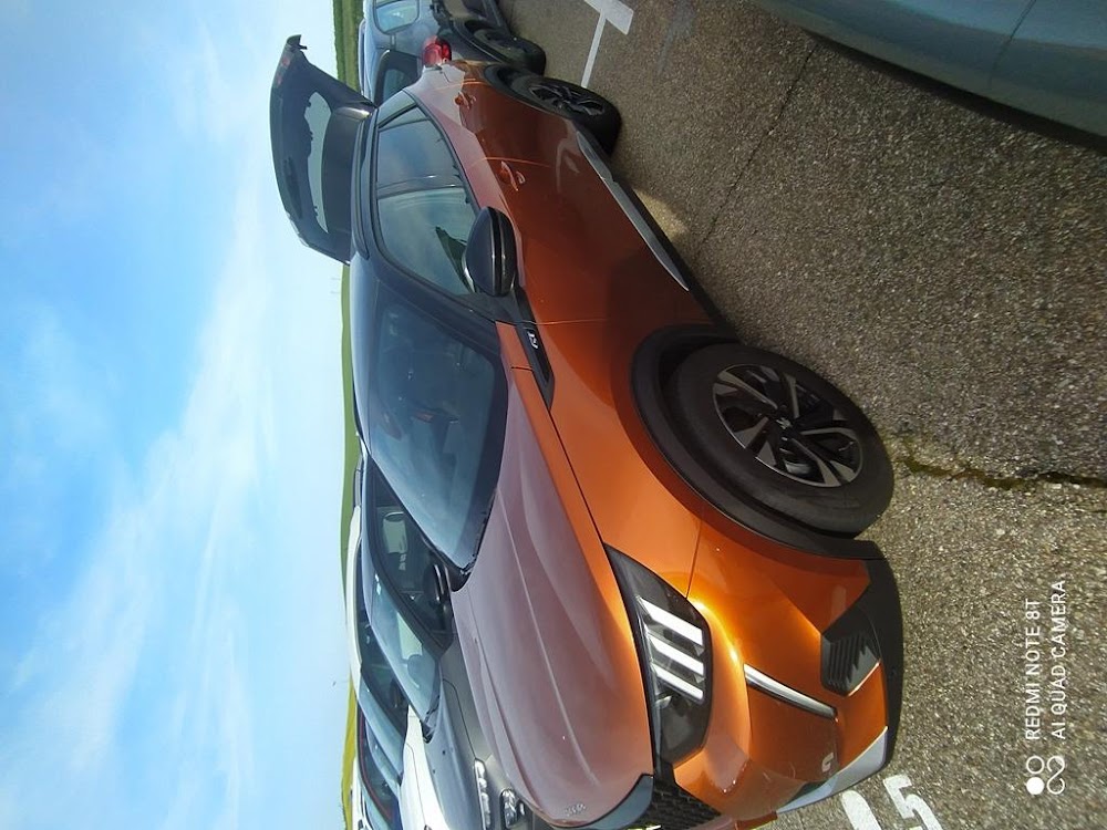 Foto Peugeot 2008 4