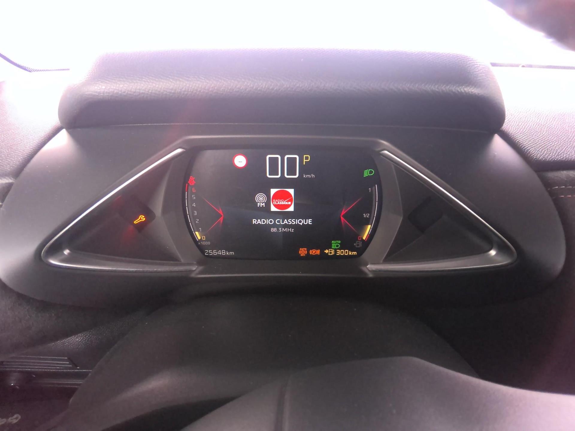 DS DS3 Crossback PureTech 130 EAT8 Performance Line+ 2022