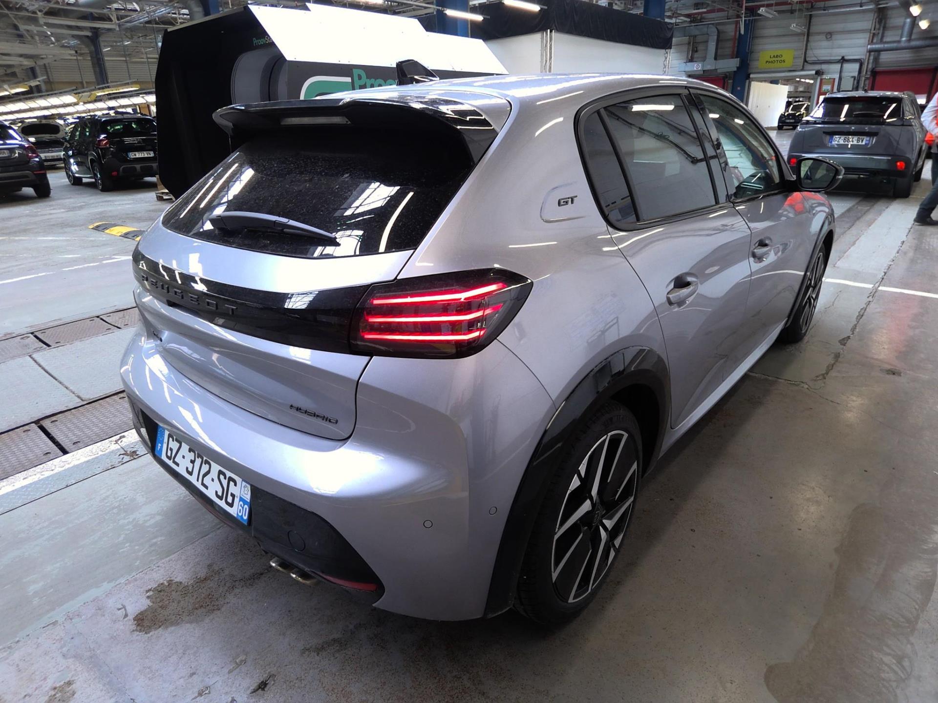 Peugeot 208 Hybrid 136 e-DCS6 GT 2024