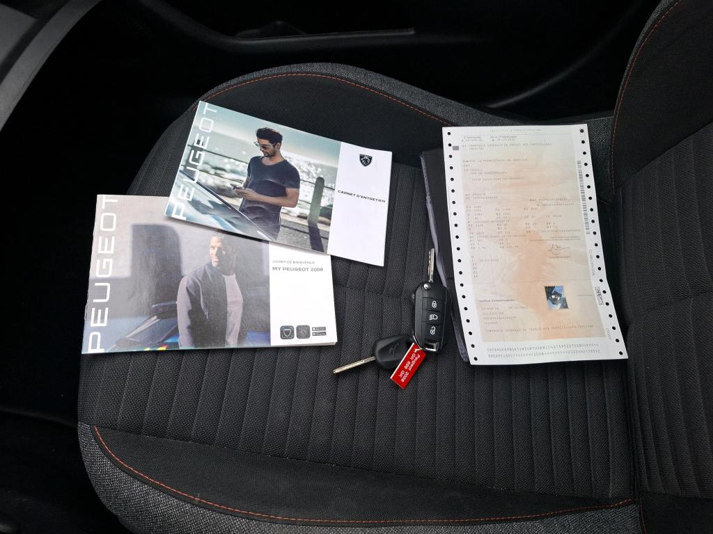 Peugeot 2008 BlueHDi 110 S&S BVM6 Active Pack 2022