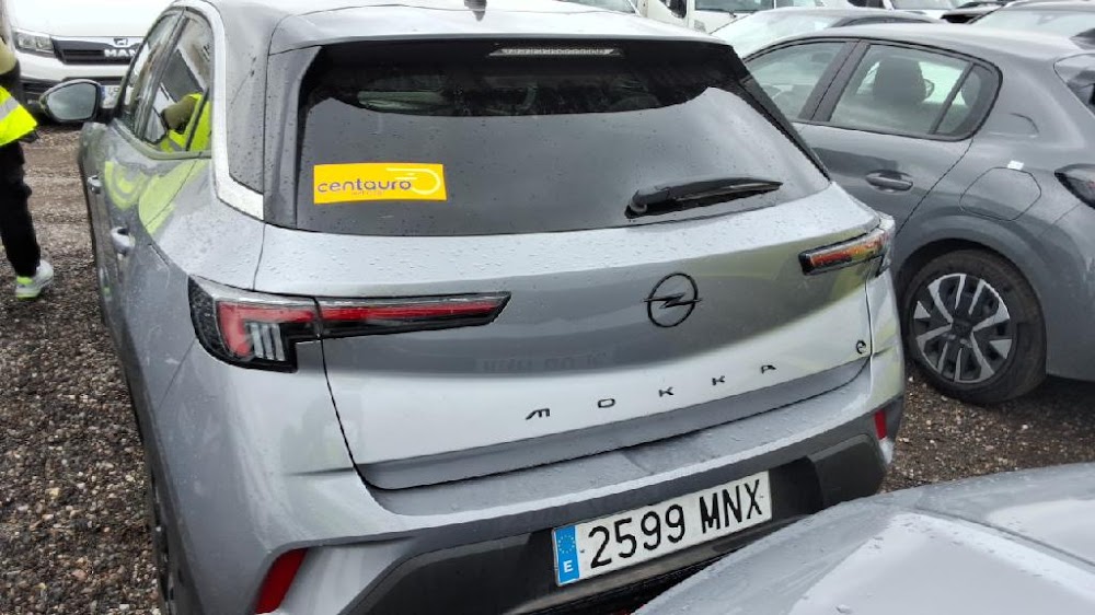 Foto Opel Mokka-e 11