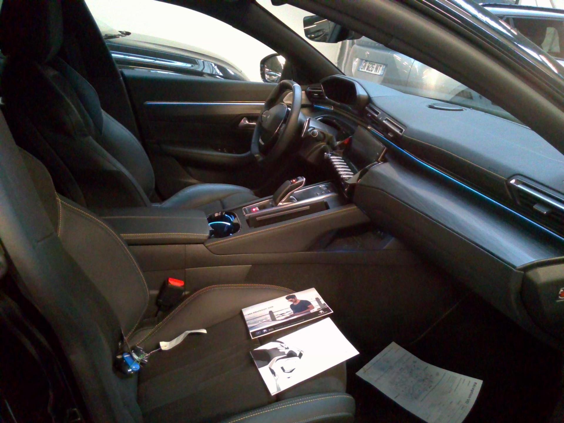 Peugeot 508 SW Hybrid4 360 e-EAT8 Peugeot Sport Engineered  2021