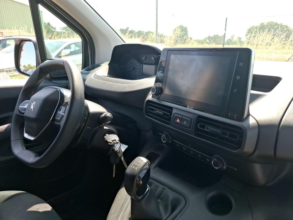Peugeot PARTNER FOURGON STANDARD 650 KG BLUEHDI 100 S&S BVM5 ASPHALT 2021