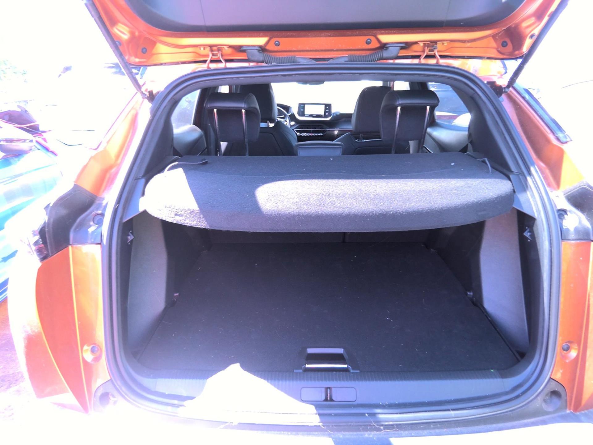 Peugeot 2008 PureTech 130 S&S BVM6 GT 2022