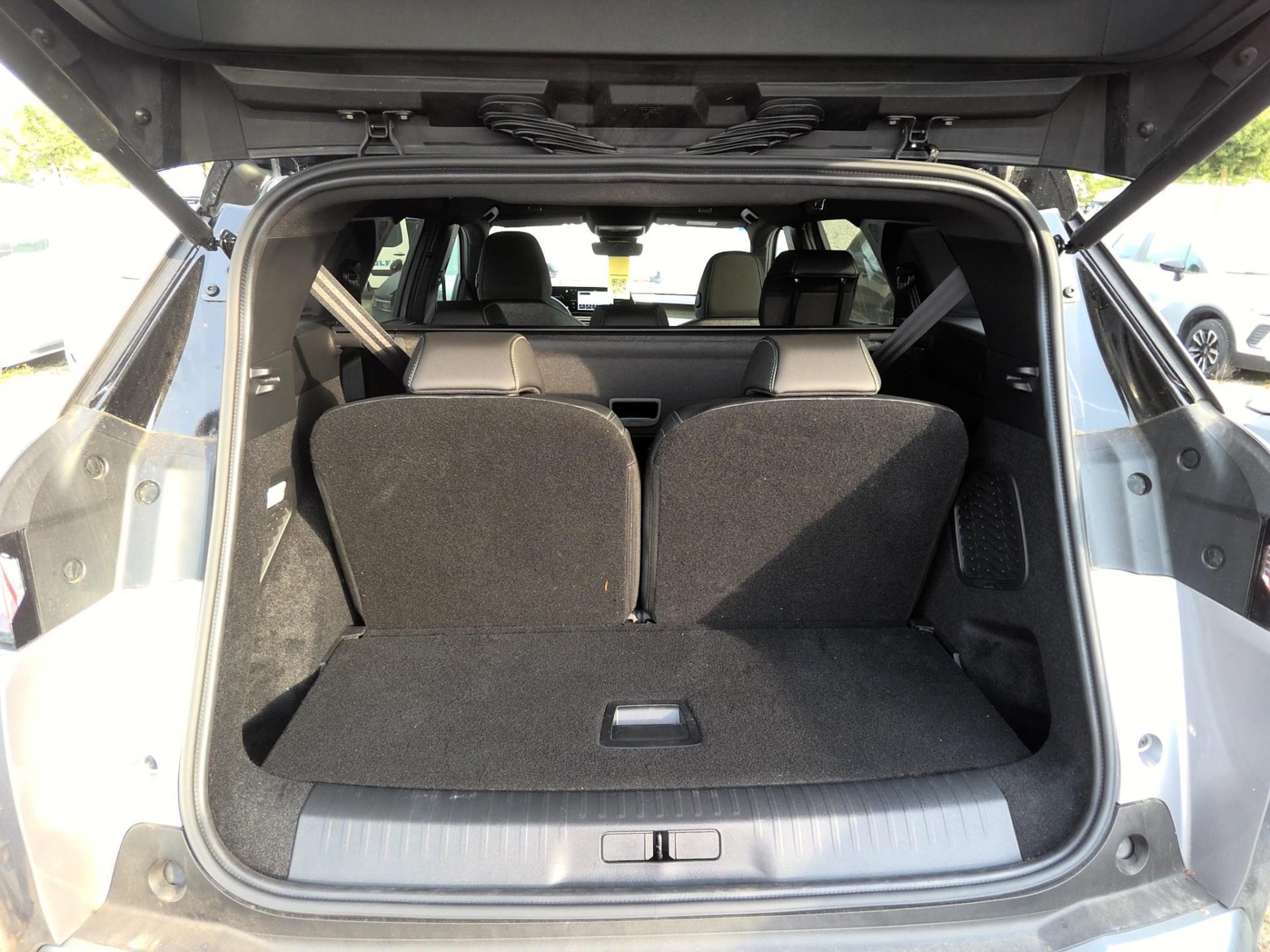 Peugeot 5008 Hybrid 145 ch e-DCS6 GT Exclusive 2026