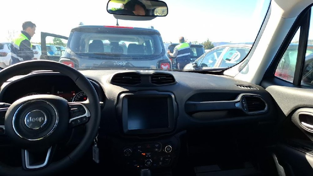 Foto Jeep Renegade 14