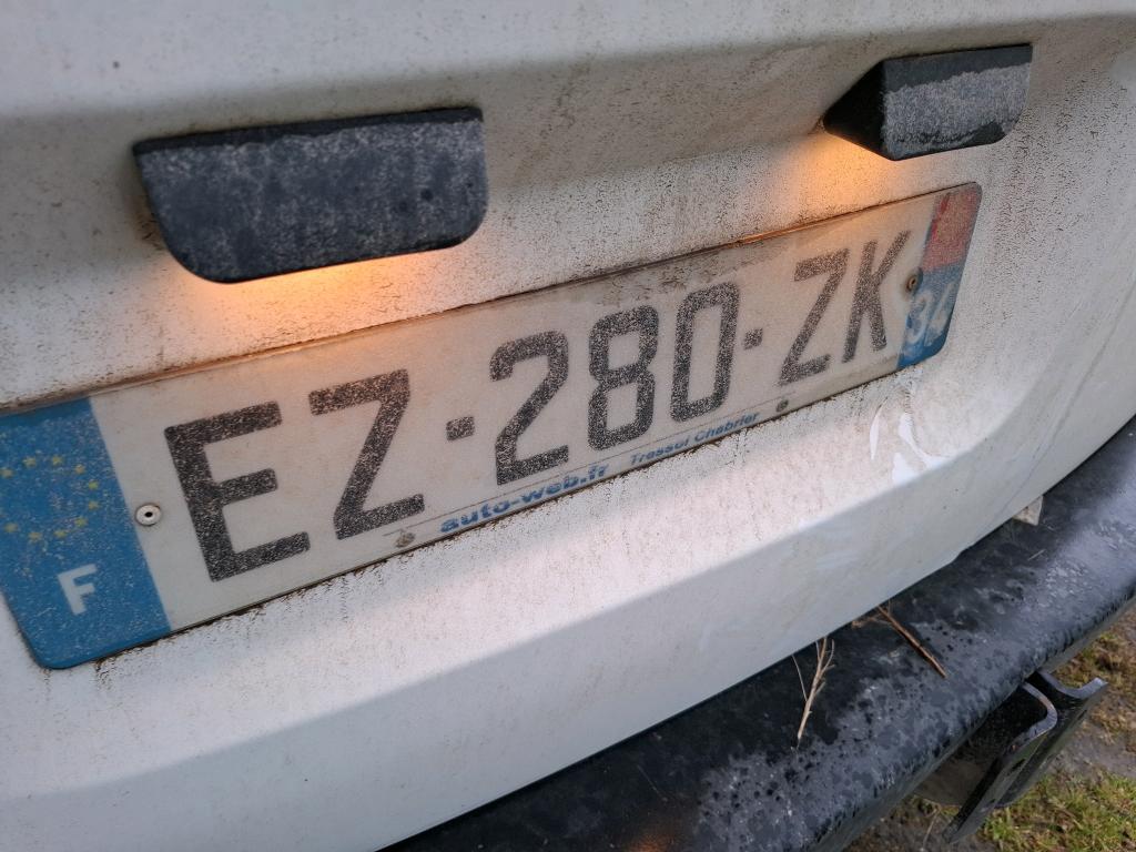 Peugeot EXPERT FGN TOLE STANDARD 2.0  BLUEHDI 120 S&S BVM6 PREMIUM 2018