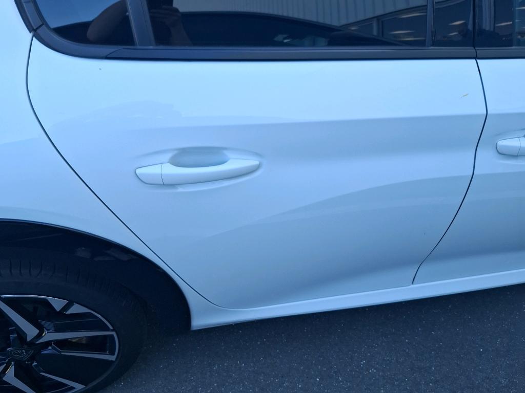 Peugeot 208 Hybrid 136 e-DCS6 GT 2025
