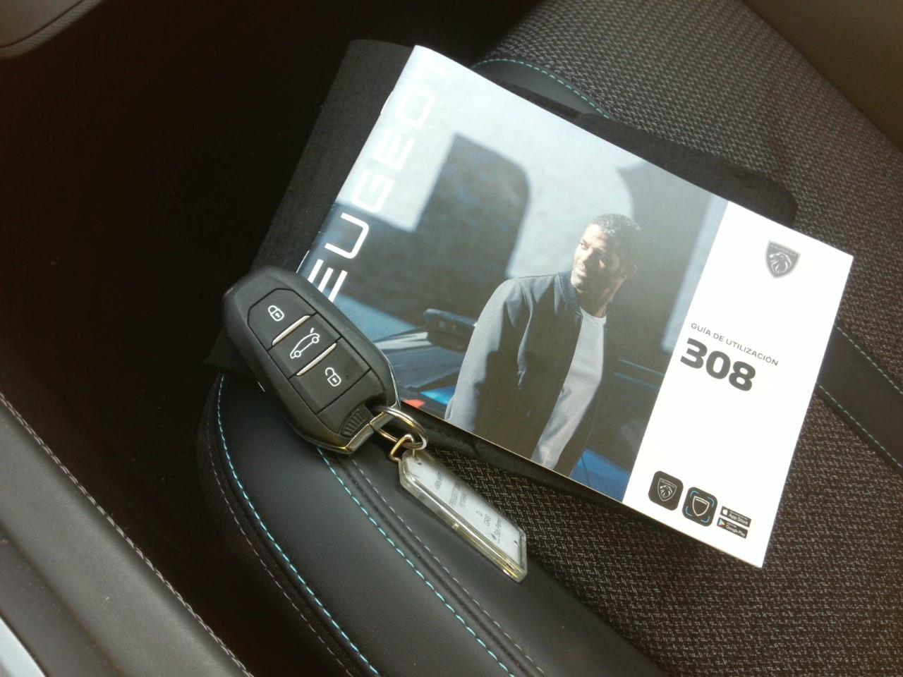 Foto Peugeot 308 8
