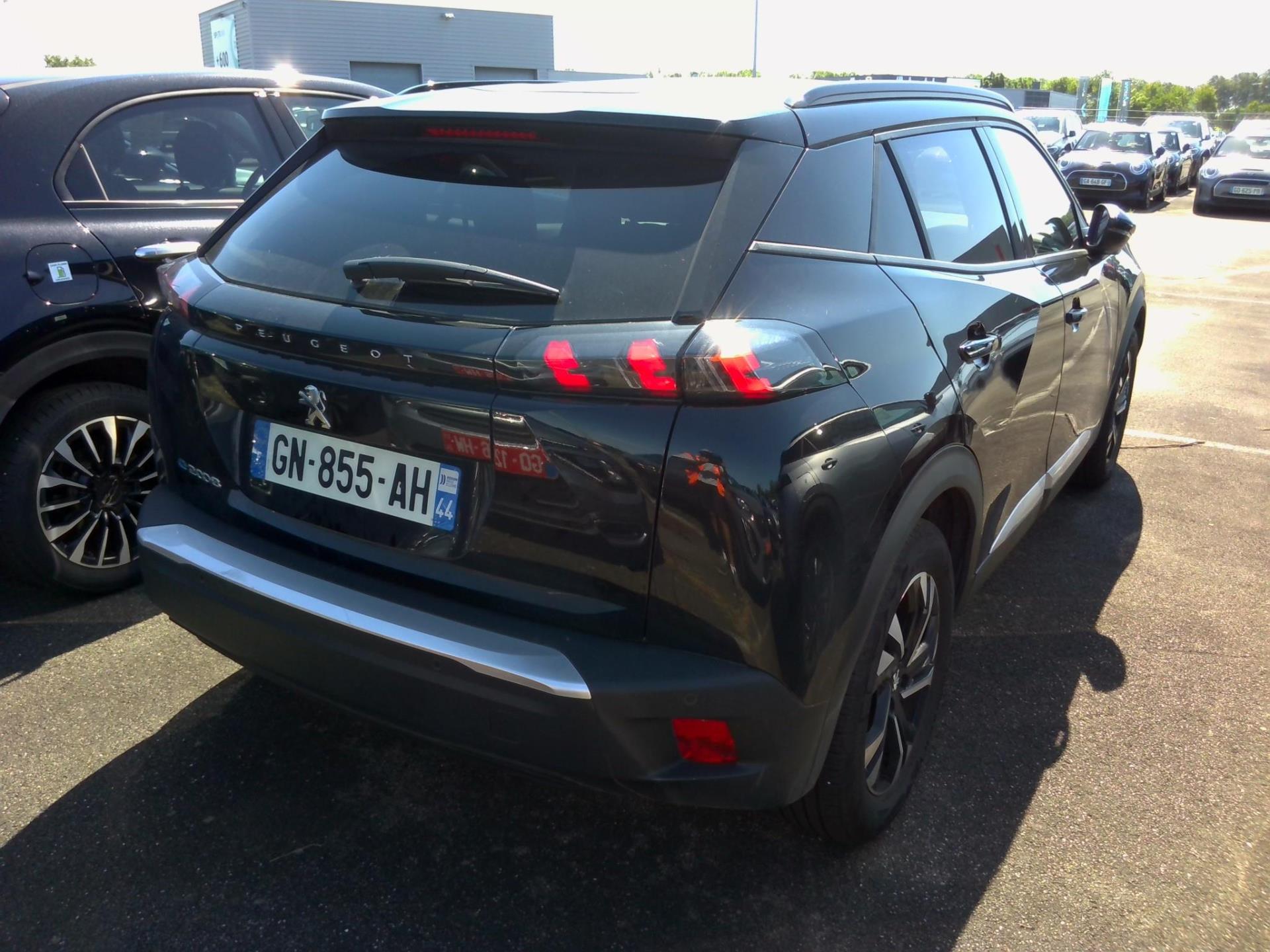 Peugeot 2008 Electrique 136 ch Allure 2023