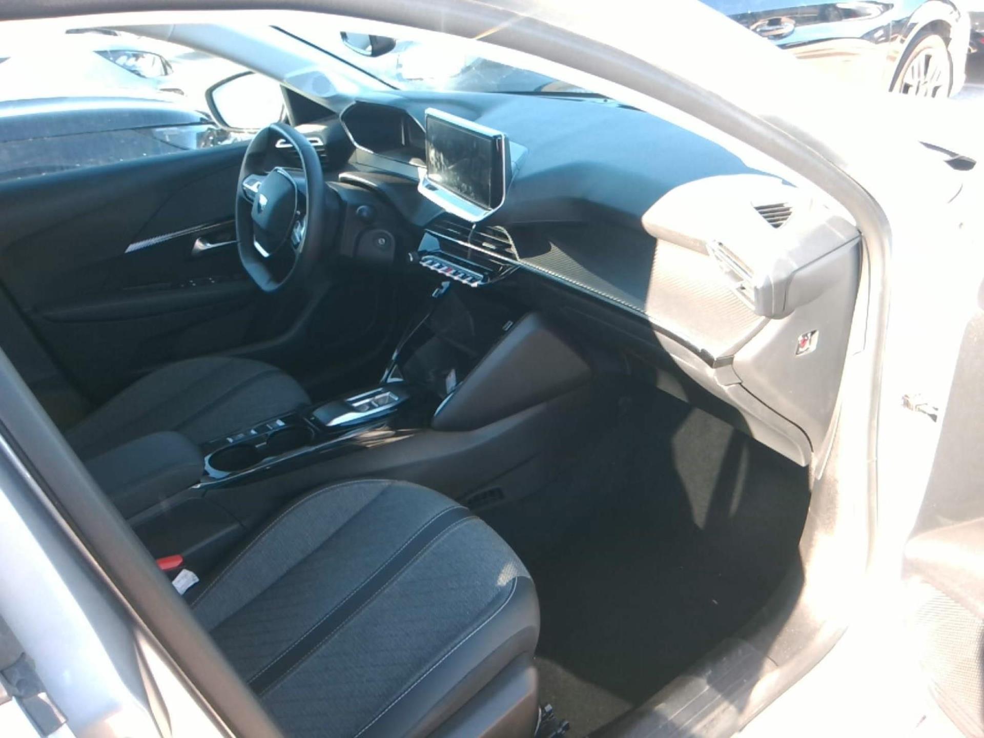 Peugeot 208 Hybrid 110 ch e-DCS6 Allure 2026