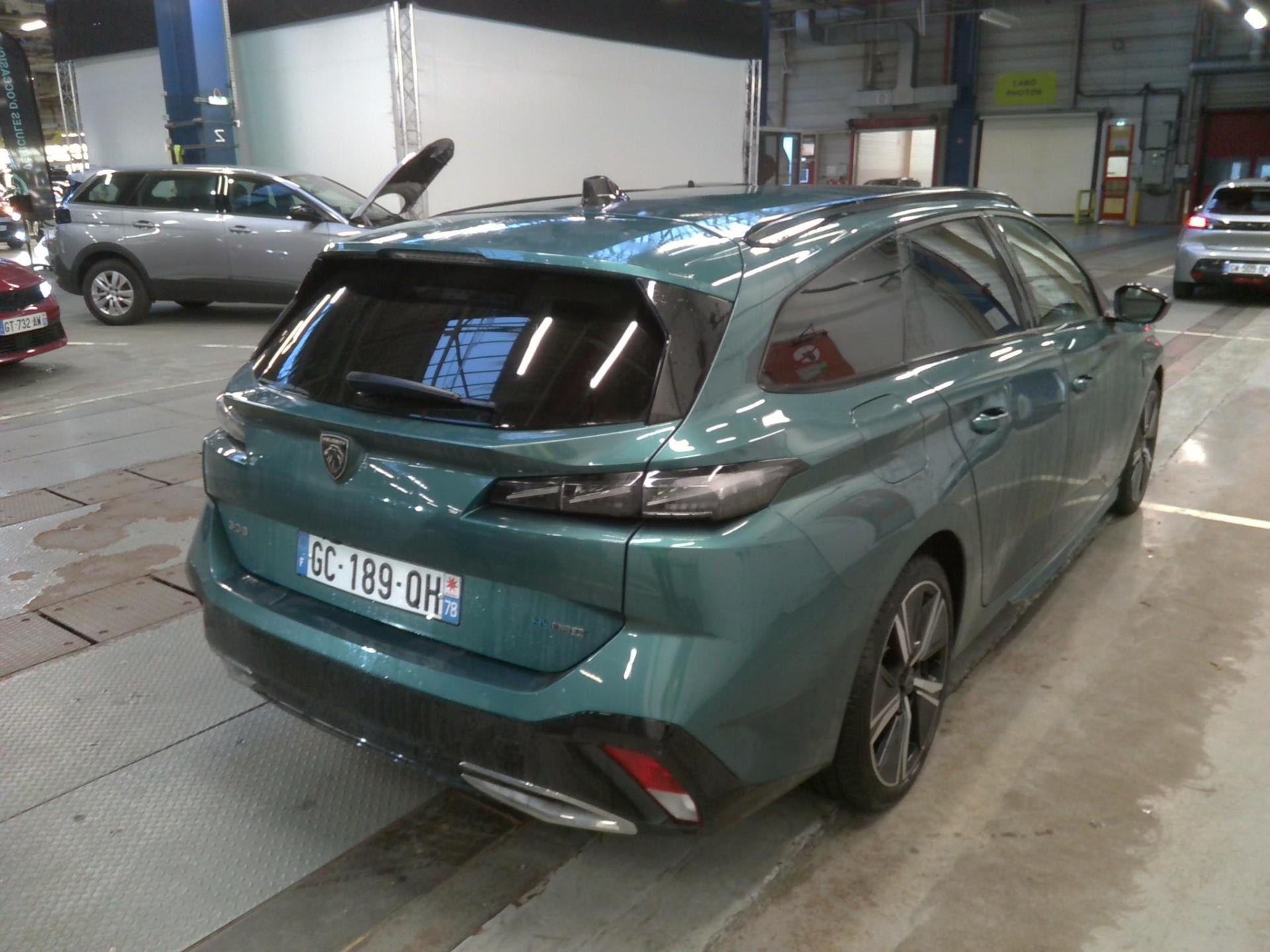 Peugeot 308 SW PHEV 180 e-EAT8 GT 2021