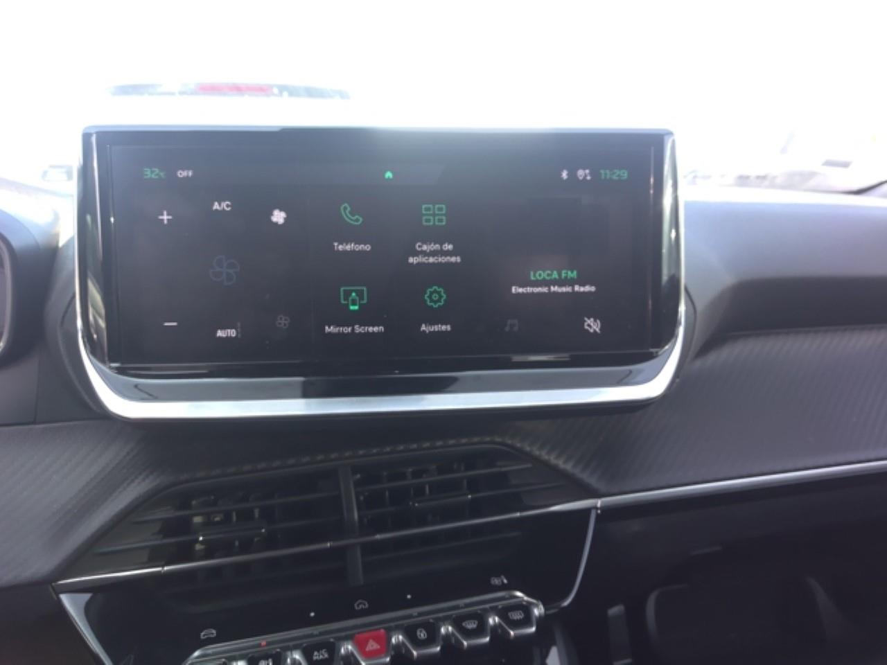 Foto Peugeot 2008 9