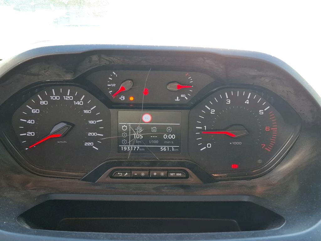 Peugeot PARTNER CA BLUEHDI 100 S&S BVM6 2022