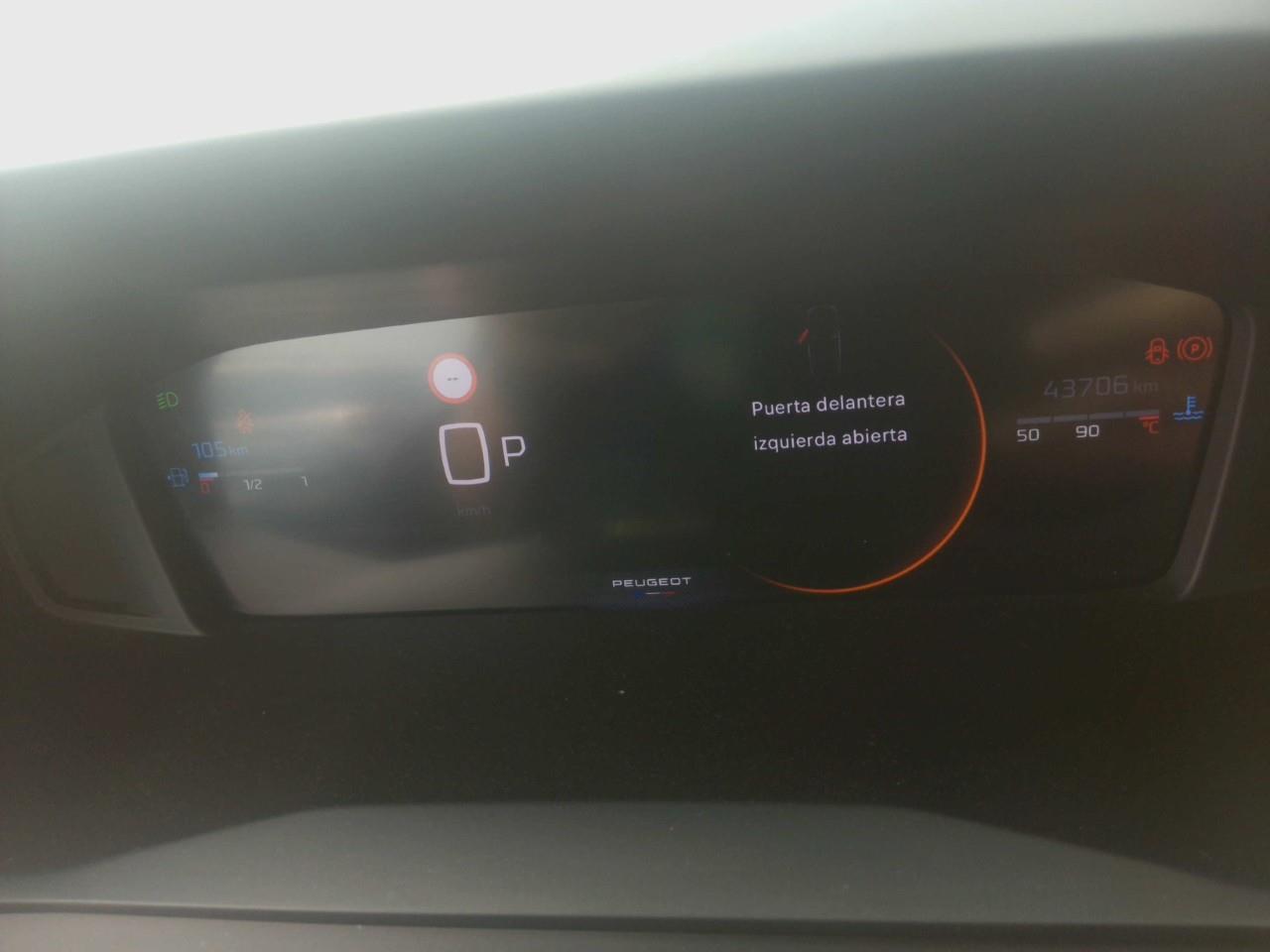Foto Peugeot 2008 9