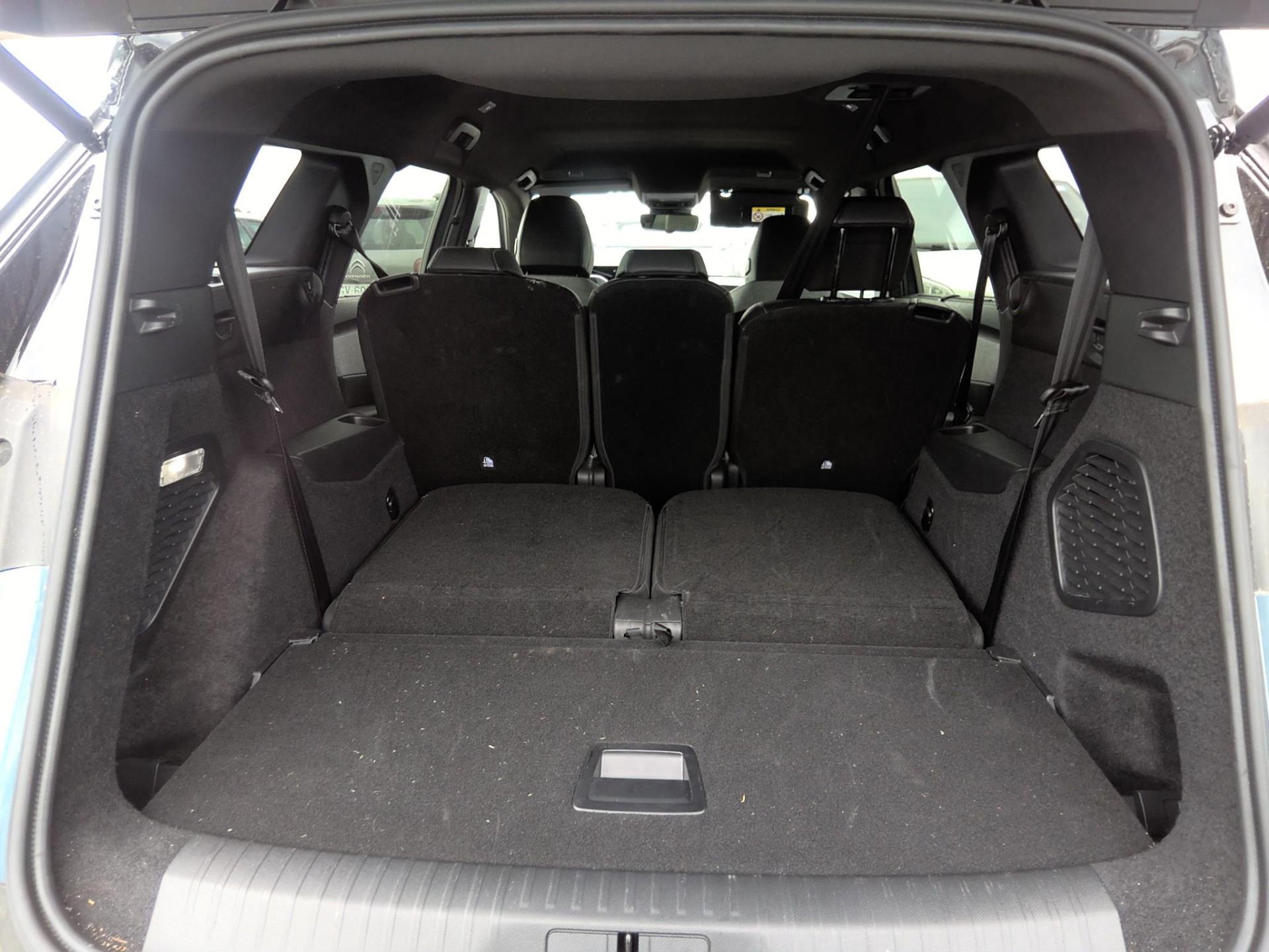 Peugeot 5008 Hybrid 136 e-DCS6 GT 2025
