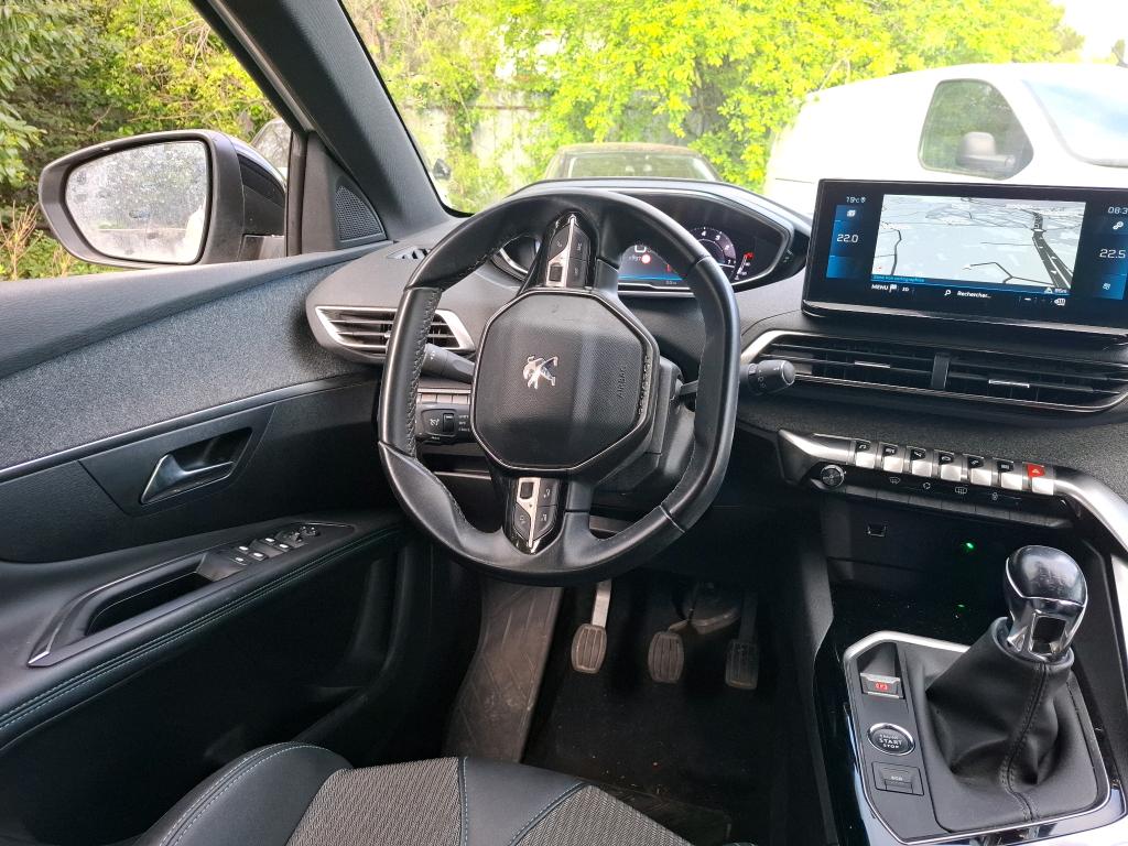 Peugeot NV 3008 SUV