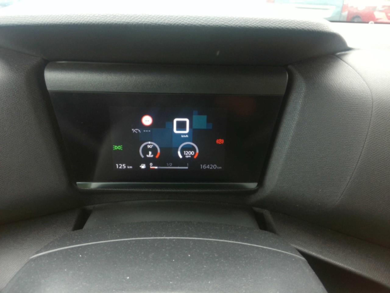 Foto Citroën C4 X 10