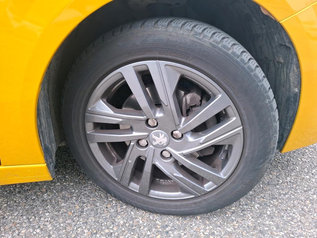 Peugeot 208 PureTech 100 S&S EAT8 Style 2022
