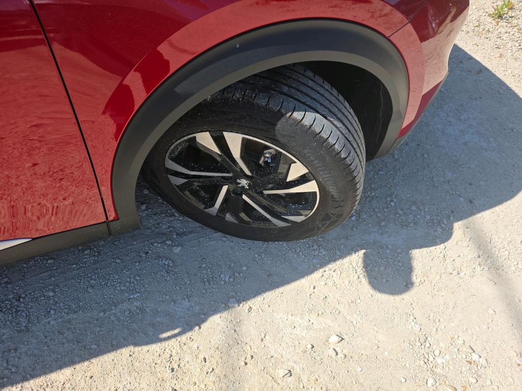 Peugeot 2008 Electrique 136 ch Allure 2023