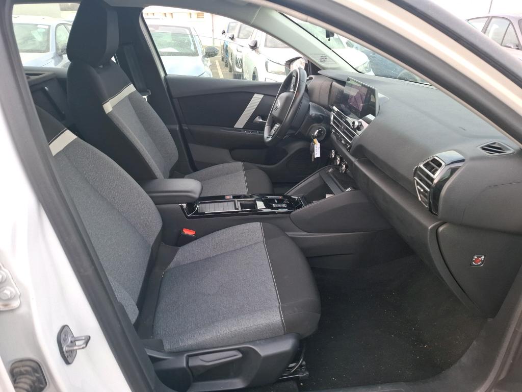 Citroen C4 SOCIETE BLUEHDI 130 S&S EAT8 FEEL NAV BUSINESS R 2022