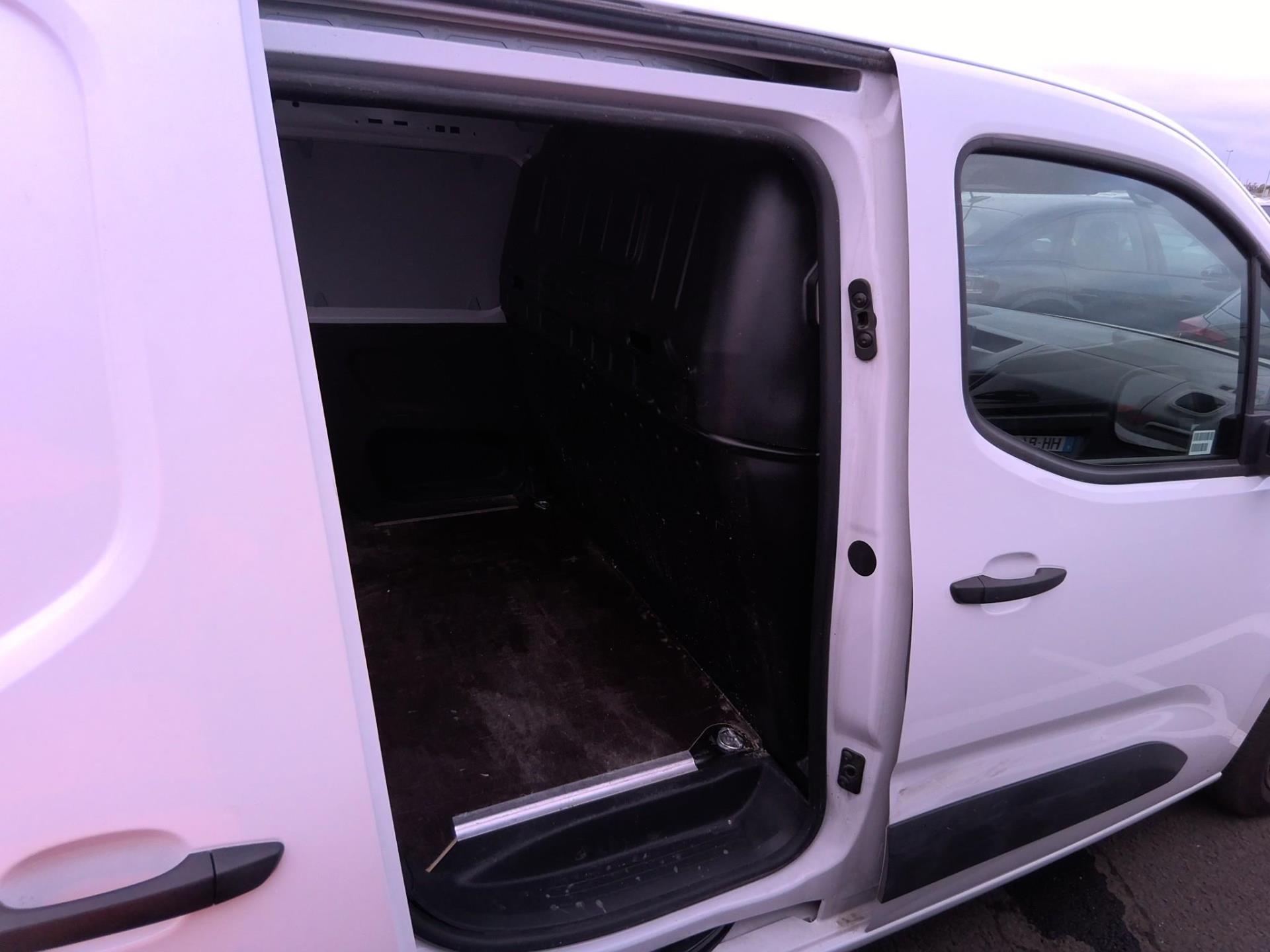 Opel COMBO CARGO M 600 KG PURETECH 110 S&S BVM6 2024