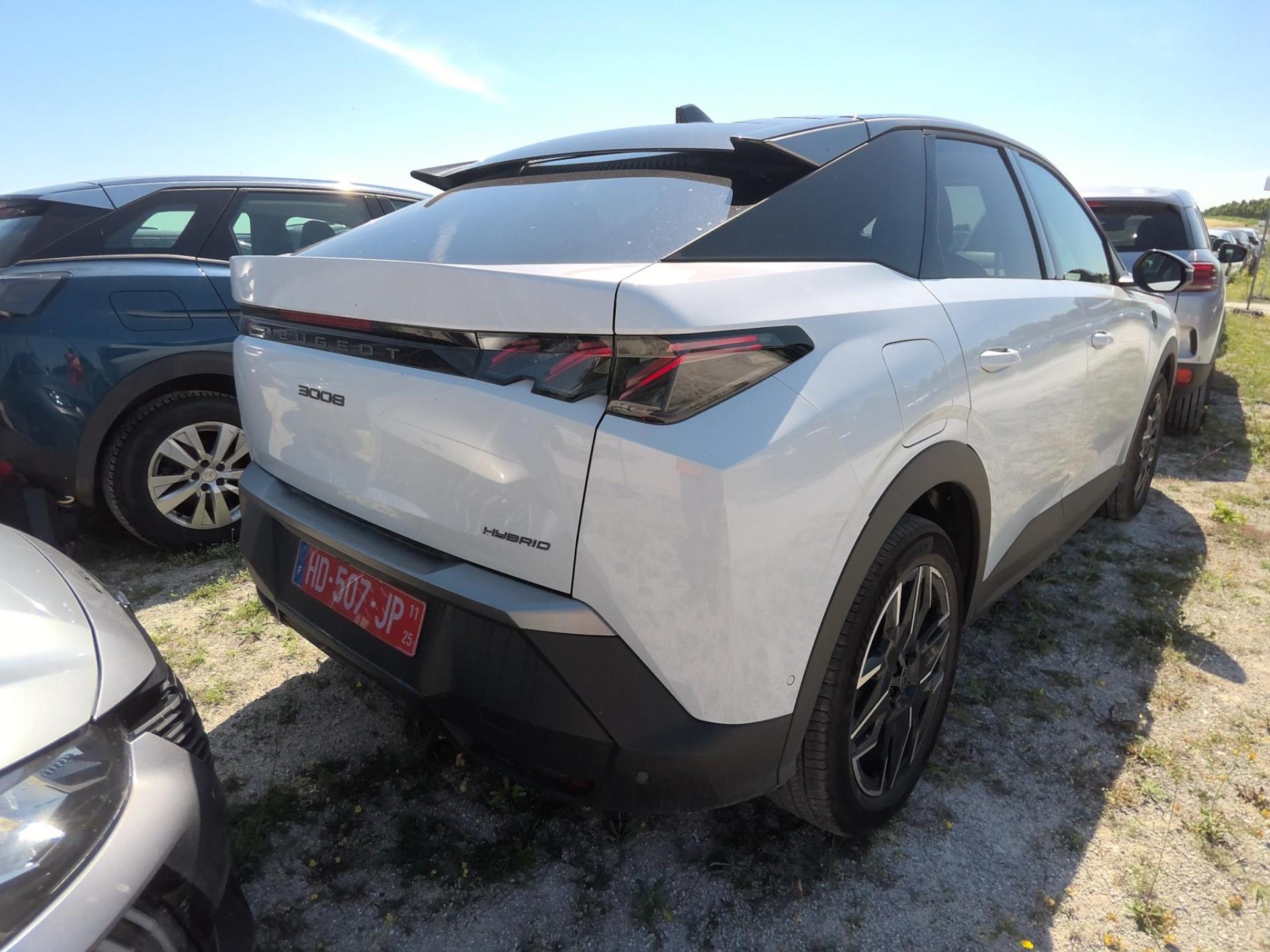 Peugeot 3008 Hybrid 145 e-DCS6 GT 2025
