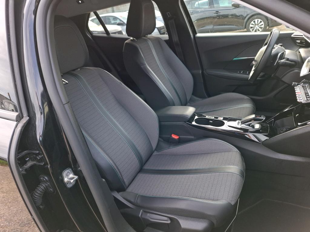 Peugeot 2008 BlueHDi 130 S&S EAT8 Allure Pack 2021