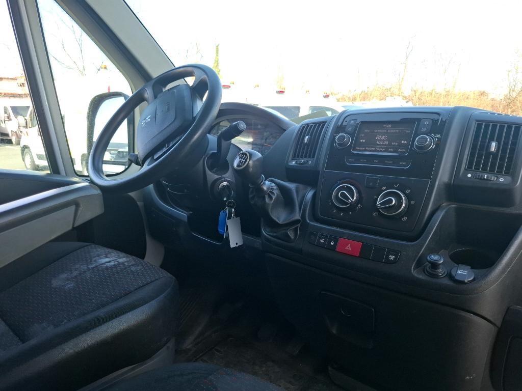 Peugeot BOXER TOLE 330 L2H2 BLUEHDI 140 S&S PREMIUM 2021