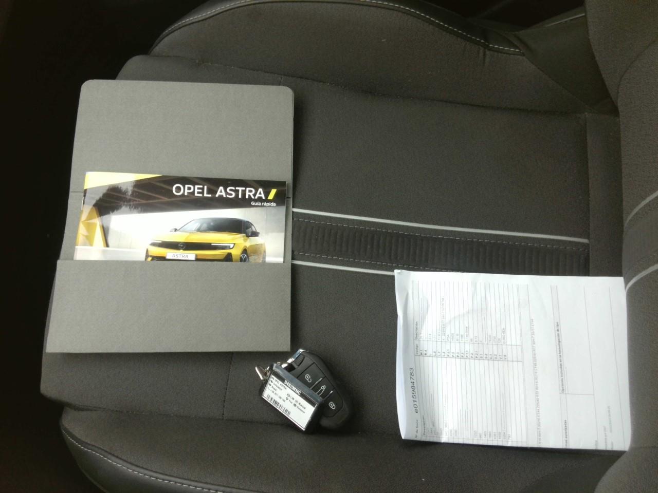 Foto Opel Astra 14