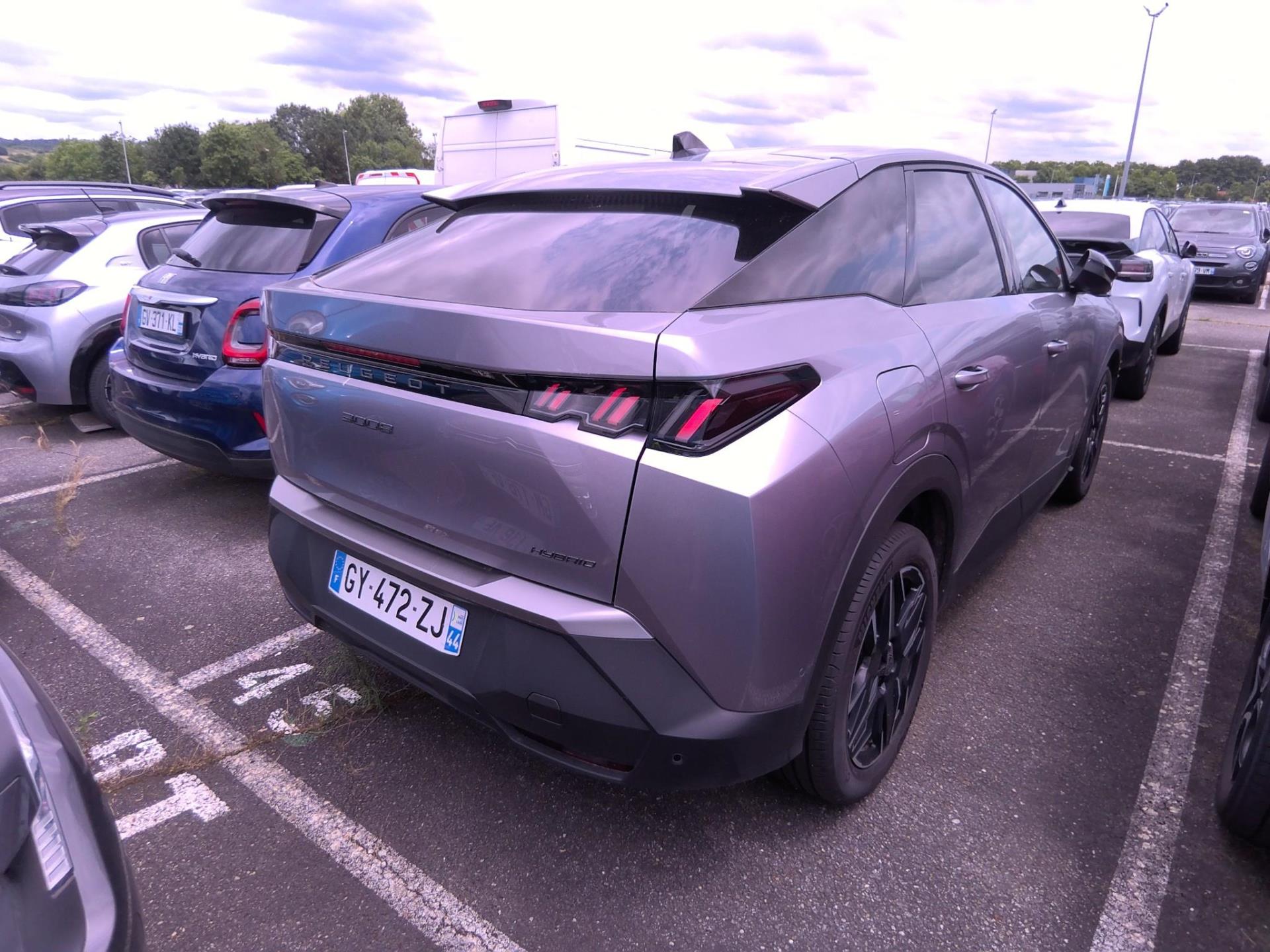 Peugeot 3008 Hybrid 136 e-DCS6 Allure 2024