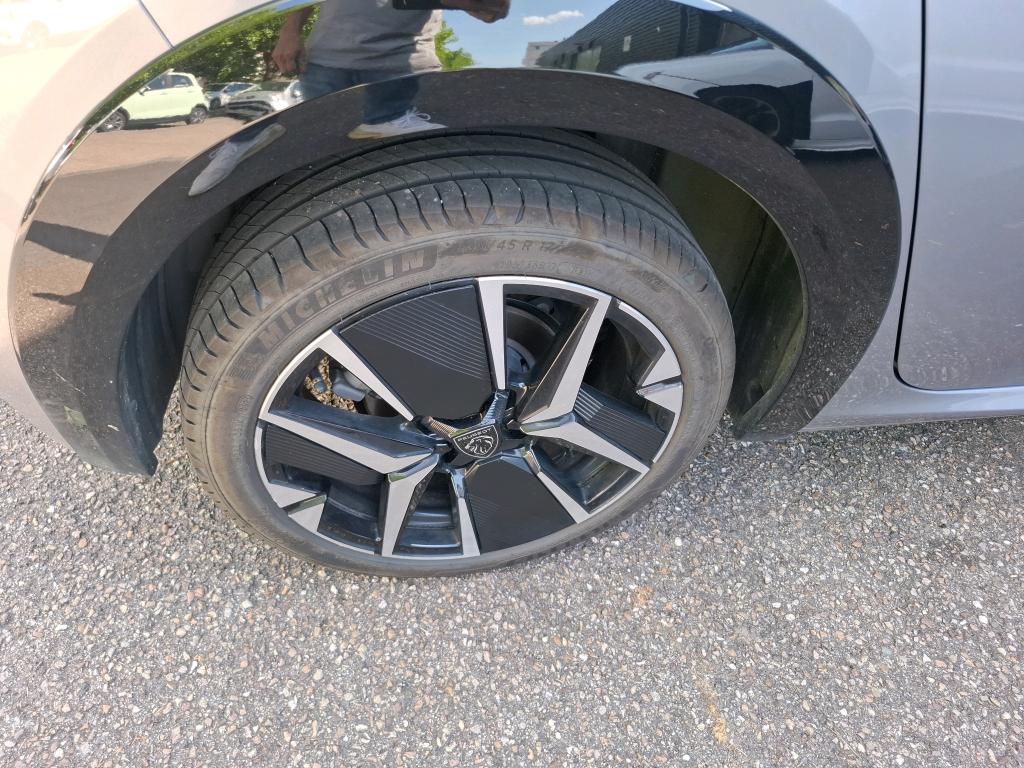 Peugeot 208 Hybrid 110 e-DCS6 GT 2025