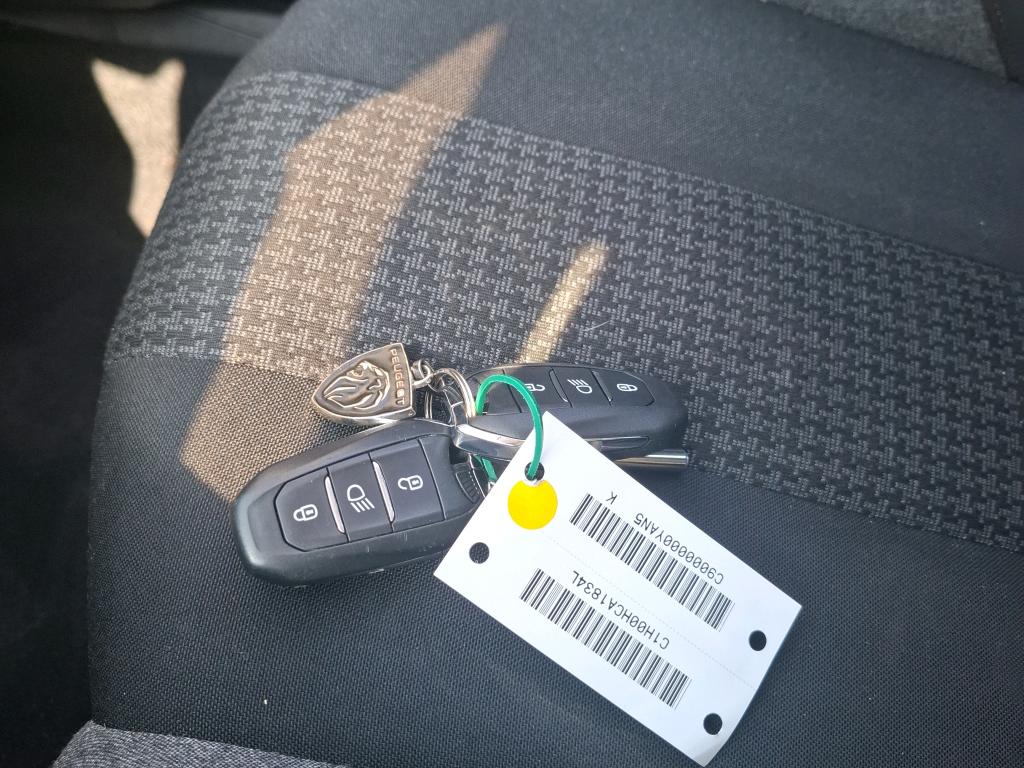 Peugeot 3008 BlueHDi 130ch S&S EAT8 Active Pack 2021
