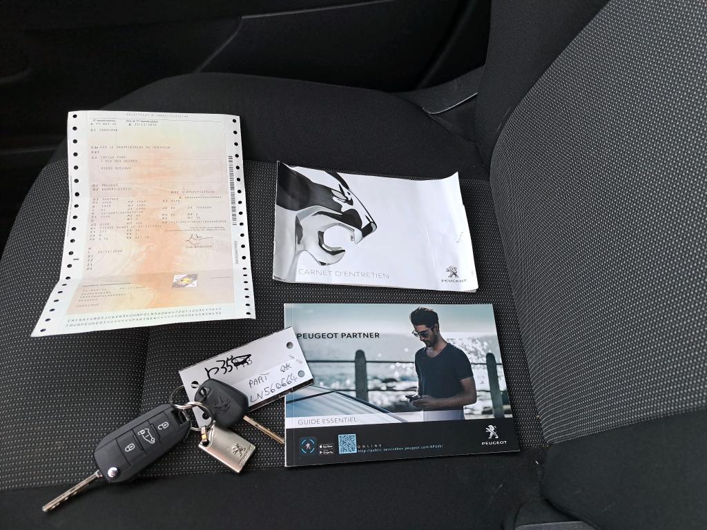 Peugeot PARTNER FOURGON STANDARD 650 KG PURETECH 110 S&S BVM6 PREMIUM 2020