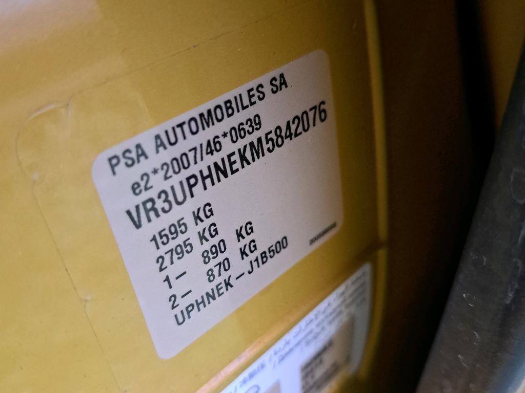 Peugeot 208 PureTech 100 S&S BVM6 Active Business 2021