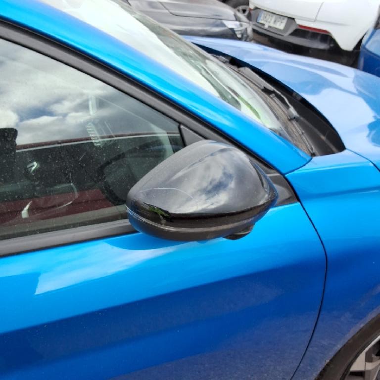 Foto Peugeot 208 4