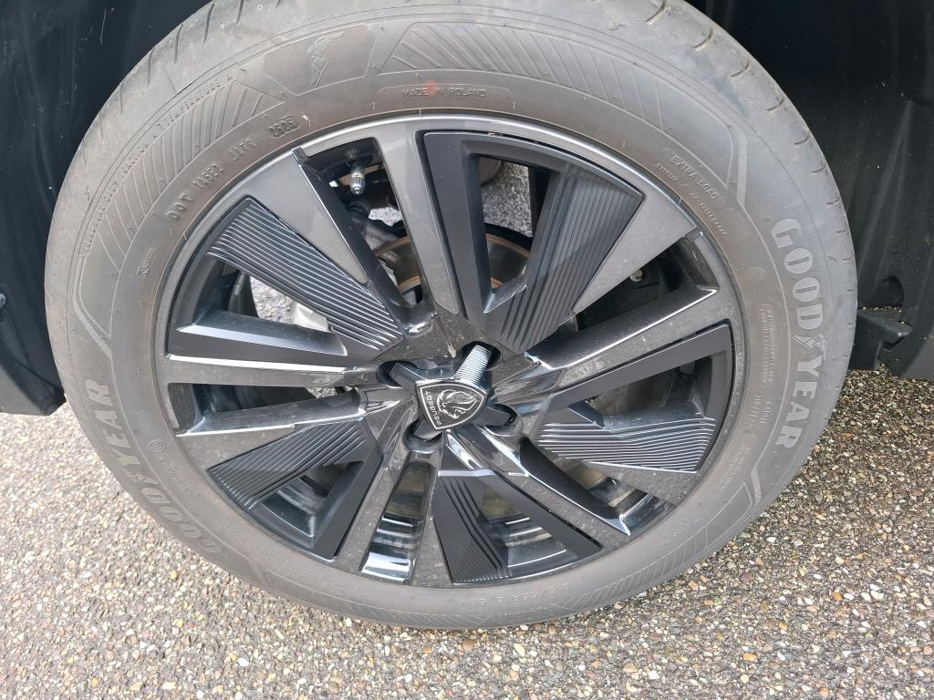 Peugeot 2008 PureTech 130 S&S EAT8 GT 2024