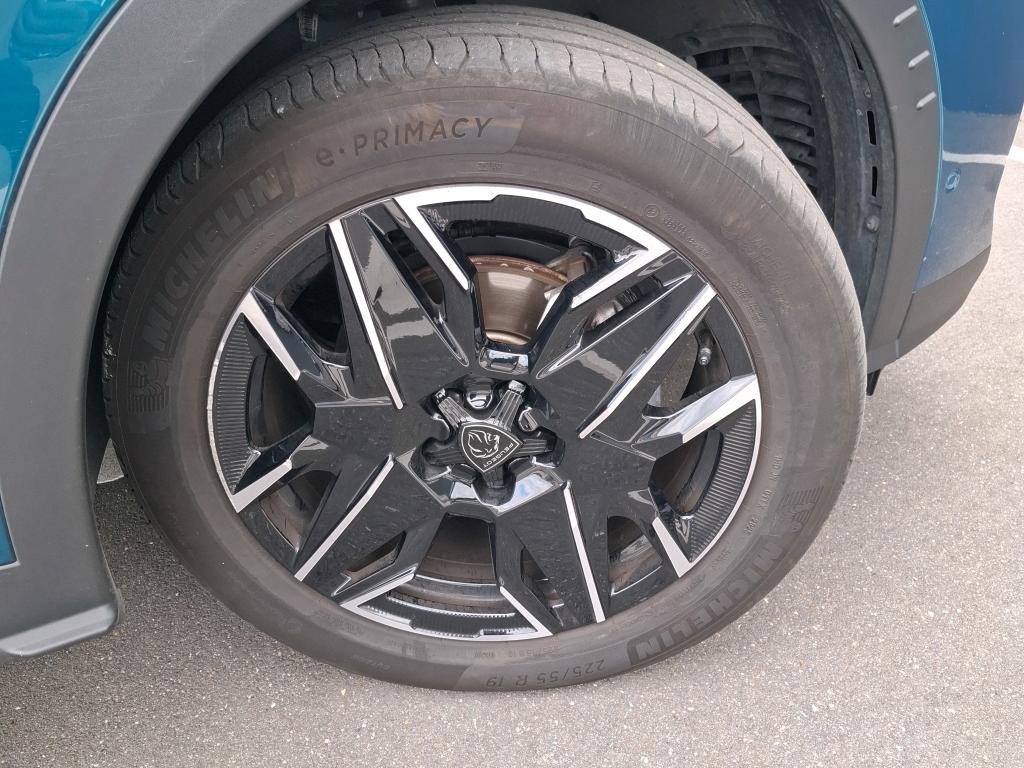 Peugeot 3008 Hybrid 145 e-DCS6 GT 2025