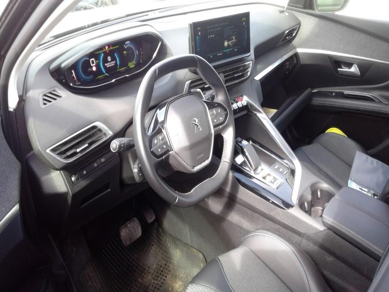 Foto Peugeot 3008 Hybrid 3