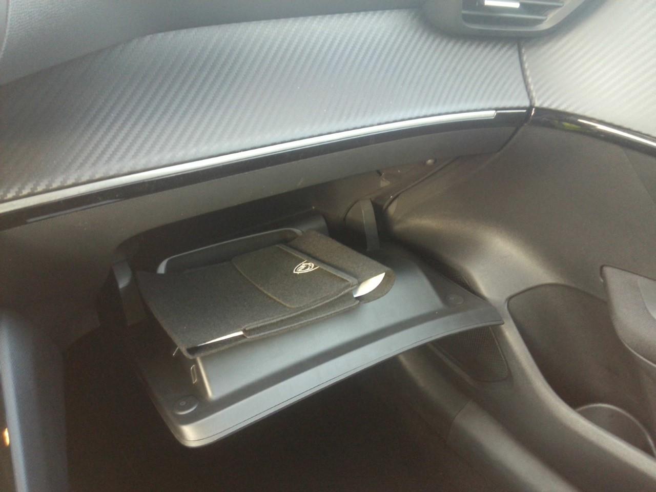 Foto Peugeot 208 17